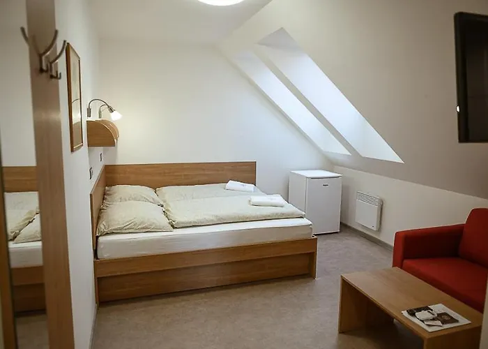 Gasthuis Sudomir 3*