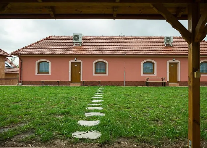 Gasthuis Sudomir 3*